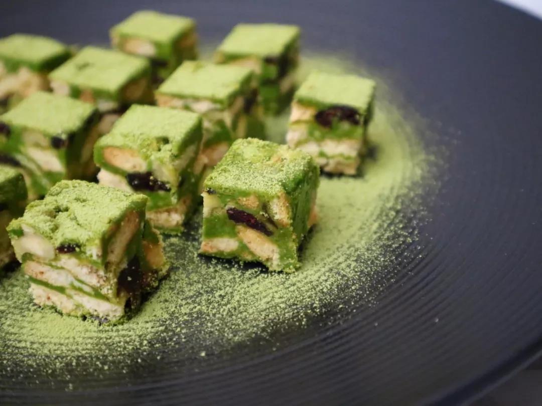 到美食街街拍当模特？官渡区幸福广场首届国潮文化美食节说YES!